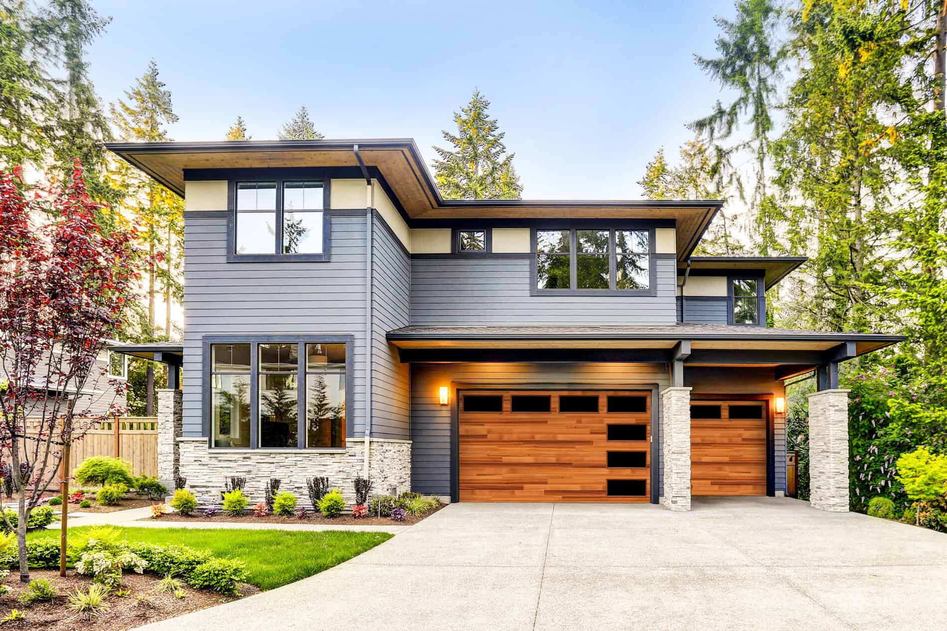 Garage Door Design Guide 2024 - OHD Des Moines